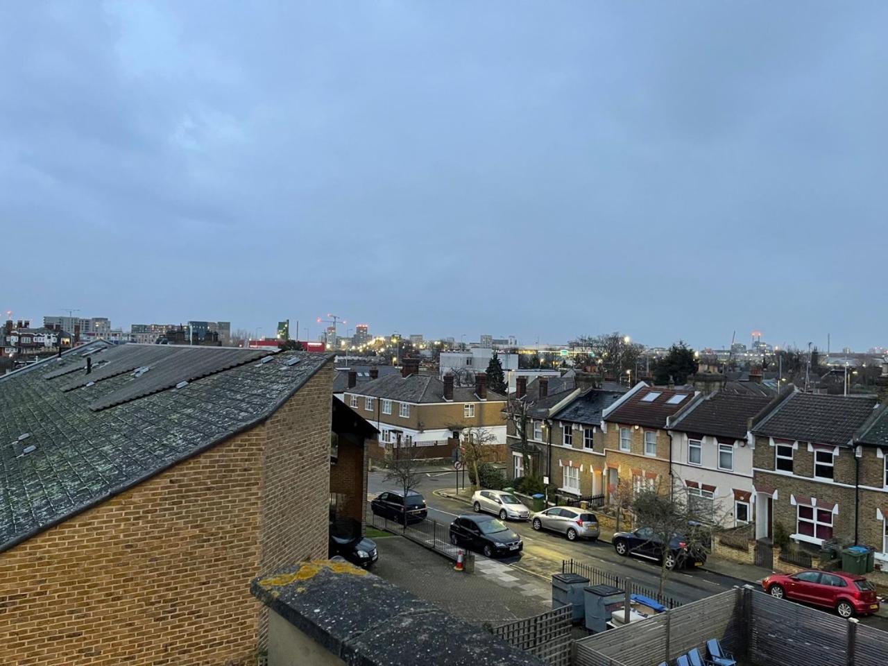 Home In Greenwich Near The O2 Лондон Экстерьер фото
